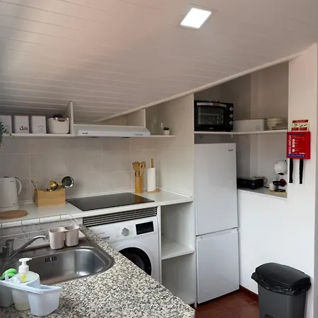Apartment Meu Quintal 3, Calheta-madeira *