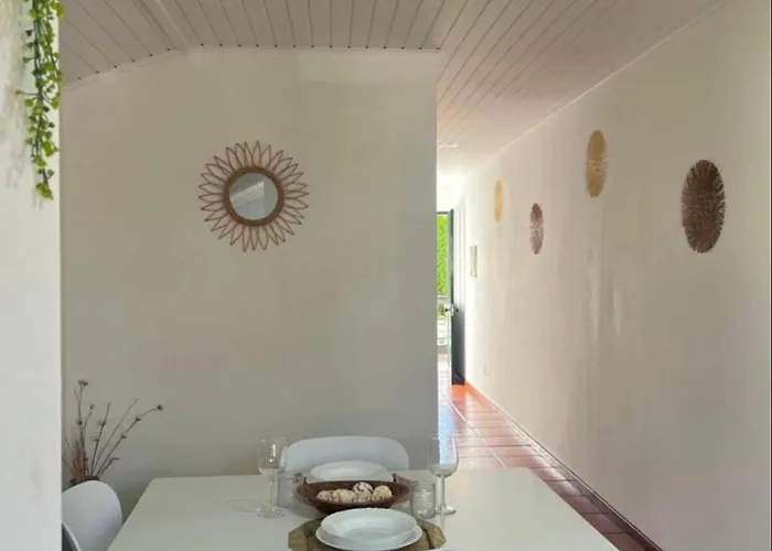 아파트 Sunny Mq3 & Mountain View & Near 칼례타